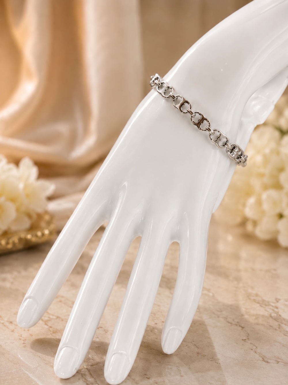 Tory Burch Silver Gemini Link Cuff Bracelet. - Picture 6 of 6